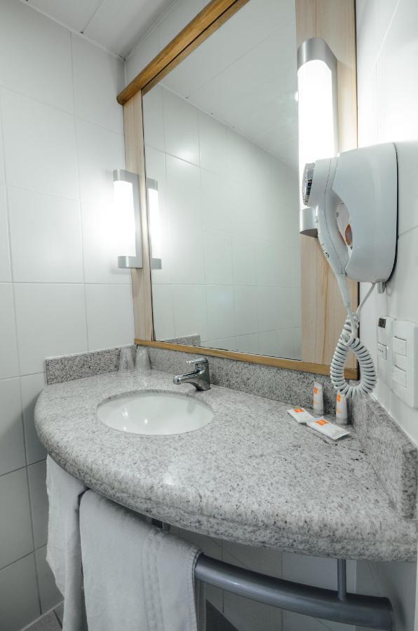 Ibis Hotel 3*